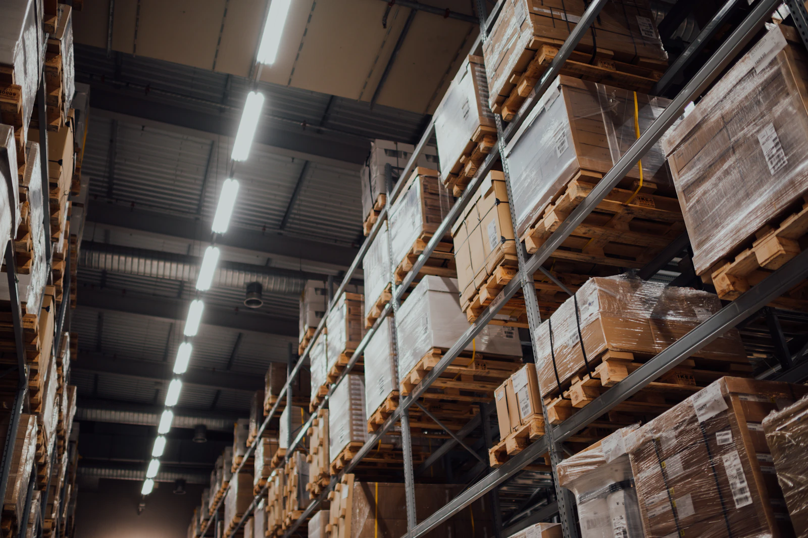 Elektroinstallationen Hallen und Industrie